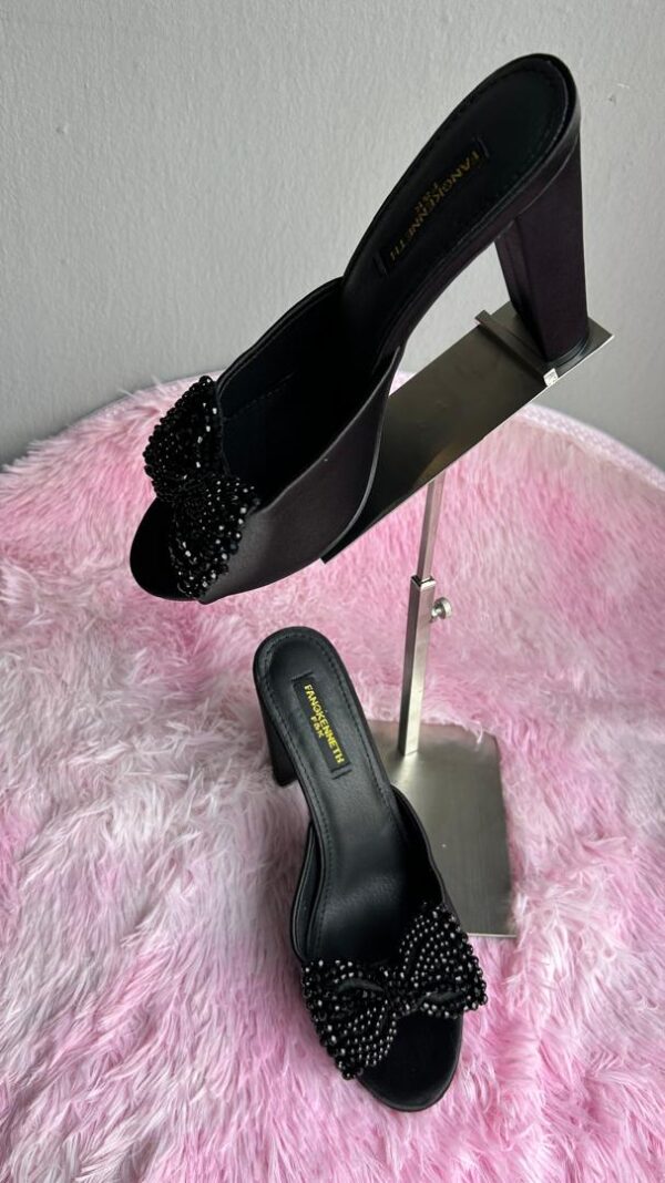 Black 4” heel size 41